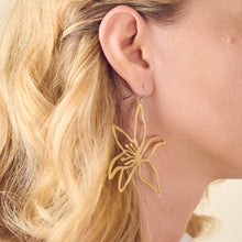 Load image into Gallery viewer, Wild Lily Earrings