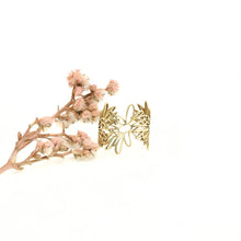 Load image into Gallery viewer, Daisy Ring