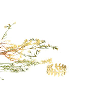 Load image into Gallery viewer, Solid Leaf Ring