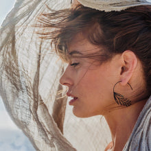 Load image into Gallery viewer, Leaf Hoops