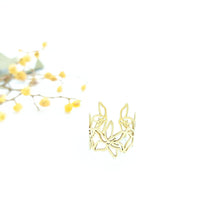 Load image into Gallery viewer, Lily ring
