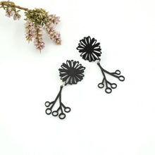 Load image into Gallery viewer, Sprouting Daisy
