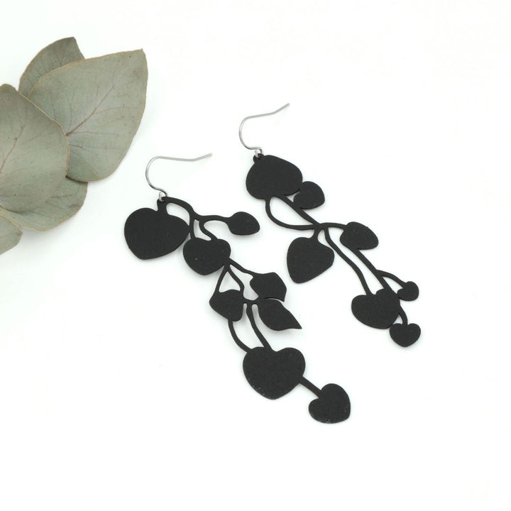 String of hearts earrings ~ Ceropegia woodii