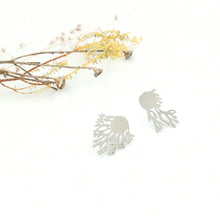 Load image into Gallery viewer, Coral Stud Earrings
