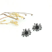 Daisy Studs