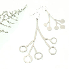 Load image into Gallery viewer, Mismatched Pip Earrings
