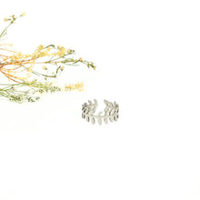 Load image into Gallery viewer, Solid Leaf Ring
