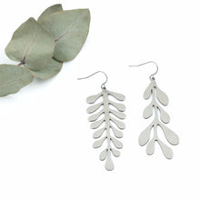 Load image into Gallery viewer, Seaweed Earrings
