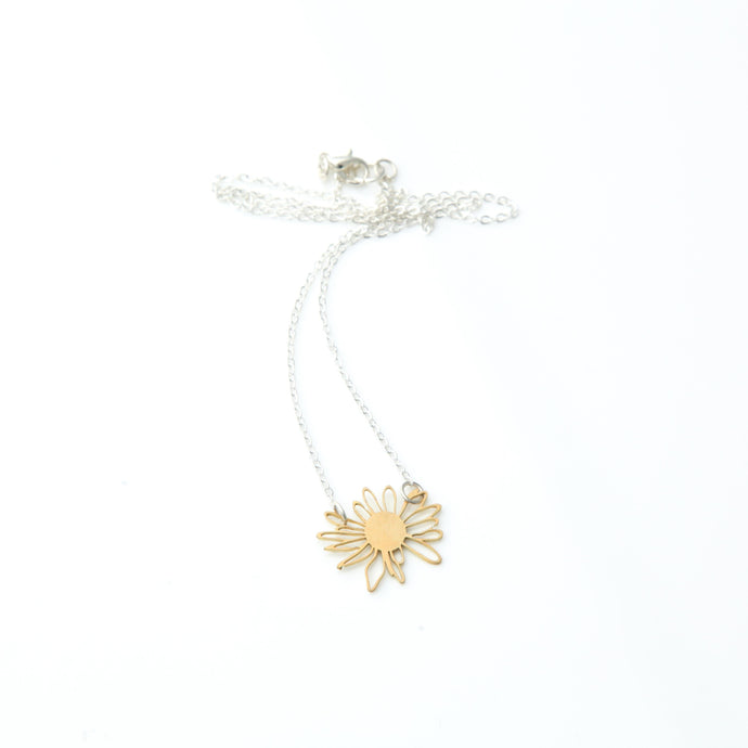 Floating Daisy Choker