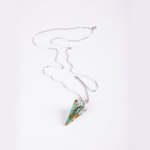 Load image into Gallery viewer, 3D Arrow Necklace
