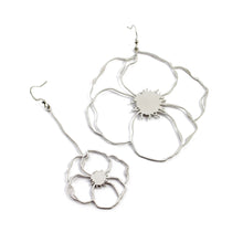 Load image into Gallery viewer, Mismatched Flower Earrings
