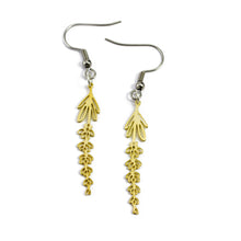 Load image into Gallery viewer, Lavender Flower Earrings
