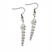 Load image into Gallery viewer, Lavender Flower Earrings
