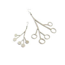 Load image into Gallery viewer, Mismatched Pip Earrings
