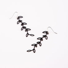 Load image into Gallery viewer, Straight Rank Earrings
